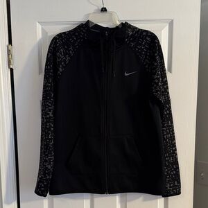 Nike Black and Gray Patterned Jacket